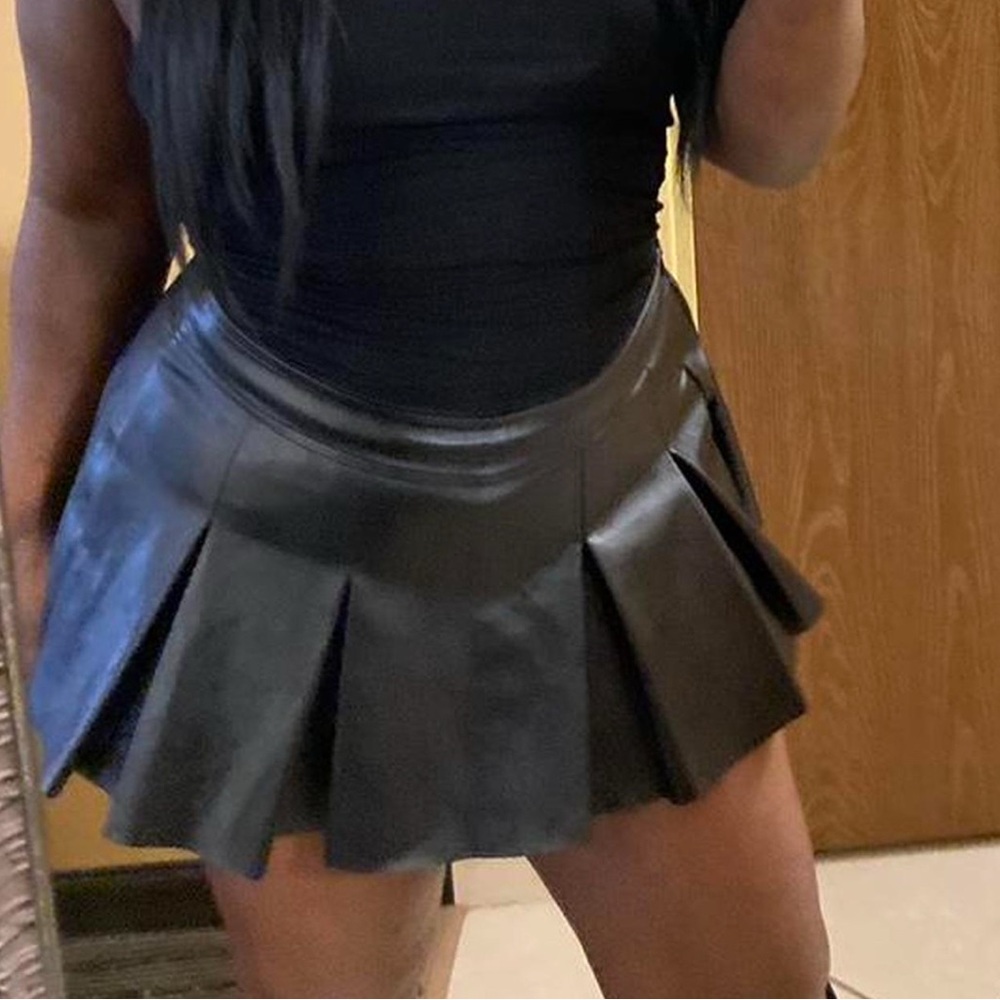 Black Pleated Mini Skirt